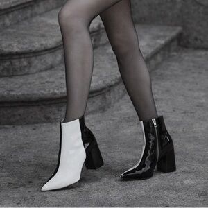 Nastygal Black & White ‘Cruella Deville’ Vinyl Ankle Boots 7 🐩